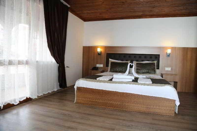 Diamond City Resort Hotel 뷰유크체크메스 외부 사진