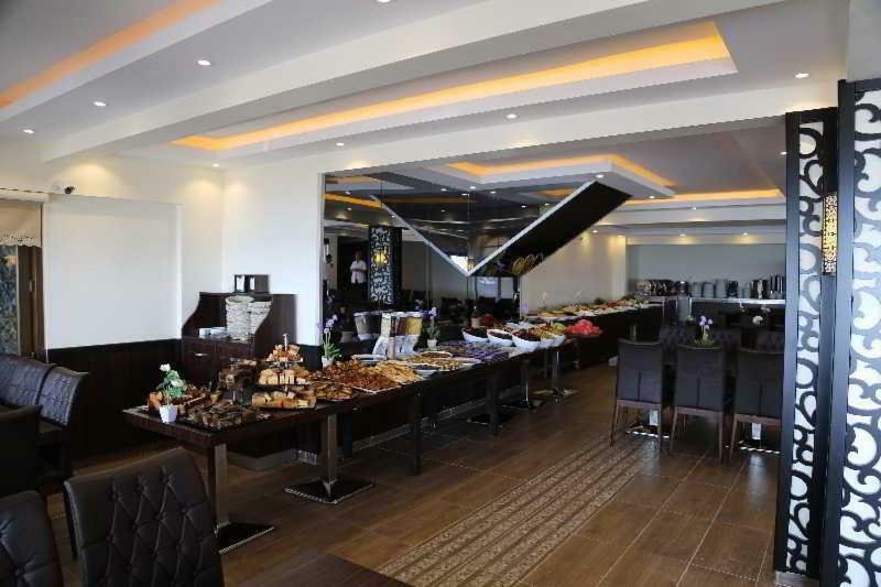 Diamond City Resort Hotel 뷰유크체크메스 외부 사진