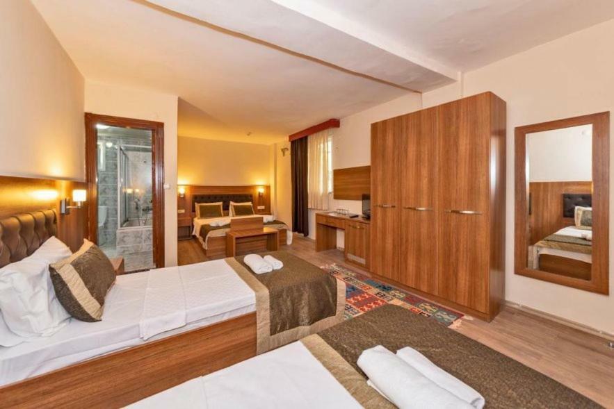 Diamond City Resort Hotel 뷰유크체크메스 외부 사진